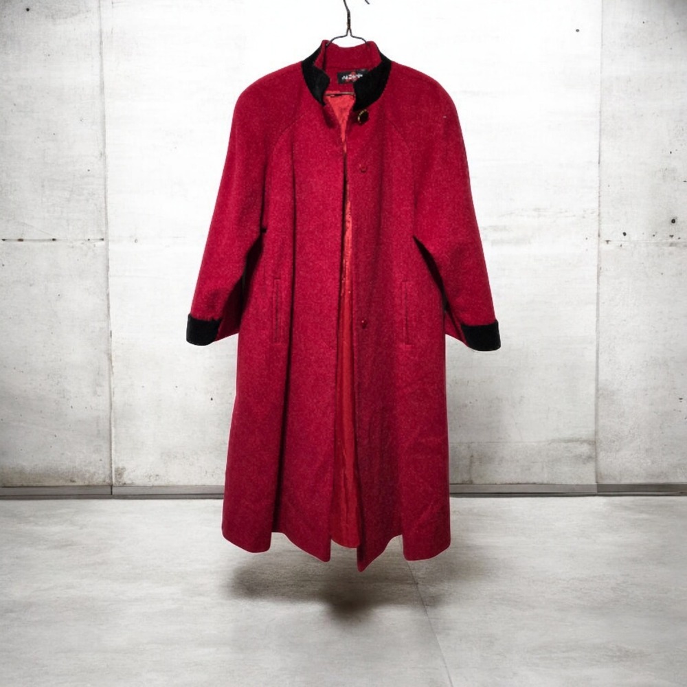 Vintage ALORNA Petite Red Wool Classic Coat Black velvet Collar  size large long